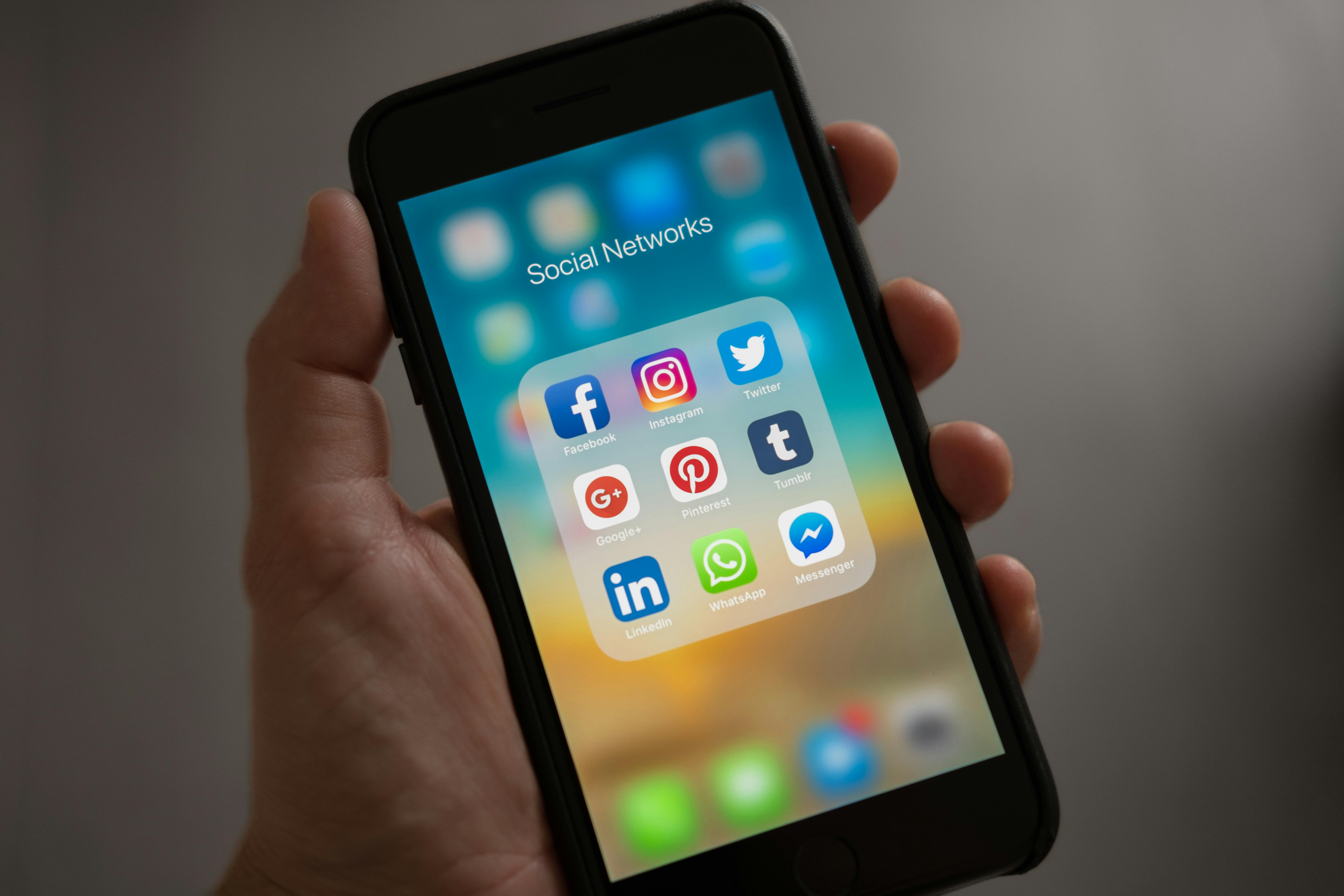 Cửa hàng bán nick Instagram - Lựa chọn tốt nhất cho việc phát triển khán giả trên mạng xã hội